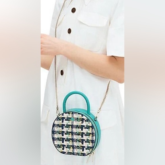 kate spade Handbags - Kate Spade Mini Chain Canteen Bag